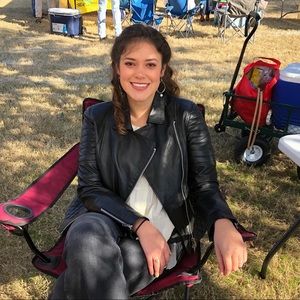 Meet your Posher, Shelby